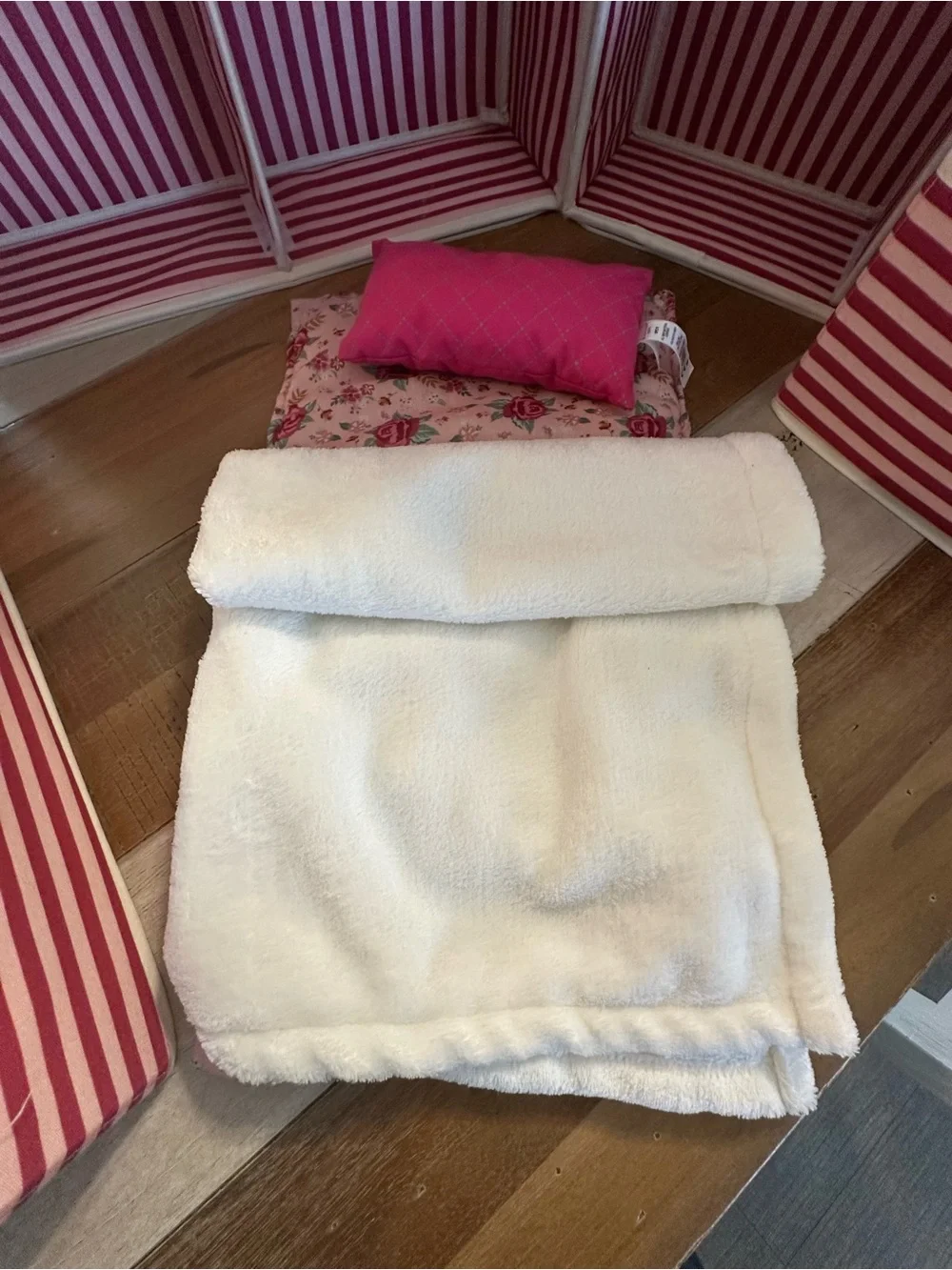 Matilda Jane Darling Dolly Closet Travel Trunk Doll Wardrobe - HTF